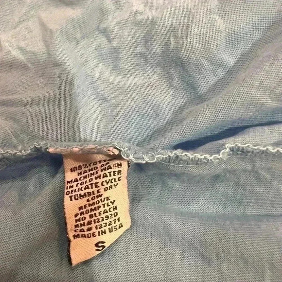 LAmade Classic Crew Neck Short Sleeve Tee Pool Blue Size Small NWOT - Picture 3 of 4